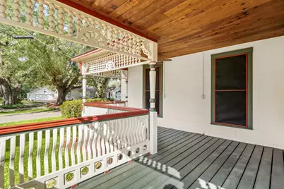816 W Adoue Street, Alvin, TX 77511 - Photo 21