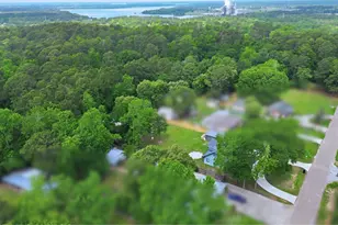 12739 Woodcreek Dr, Willis, TX 77318 - Photo 39