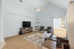 12739 Woodcreek Dr, Willis, TX 77318 - Photo 7