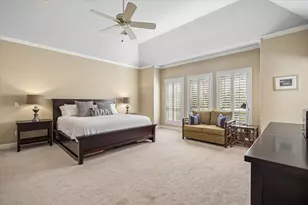 2426 Nantucket Dr, Houston, TX 77057 - Photo 17