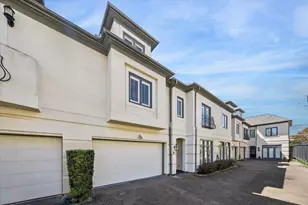 2426 Nantucket Dr, Houston, TX 77057 - Photo 3