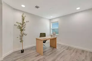 109 Country Ln, League City, TX 77573 - Photo 9
