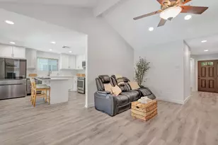 109 Country Ln, League City, TX 77573 - Photo 11