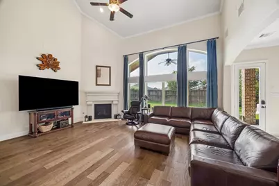 6031 Granite Shadow Lane, Houston, TX 77365 - Photo 9