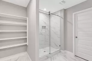 214 Kickapoo Dr, Anahuac, TX 77514 - Photo 27