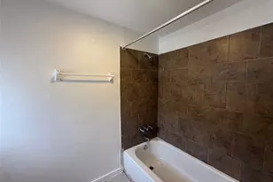 938 Zoe St, Houston, TX 77020 - Photo 5