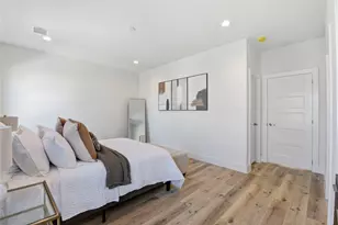 11933 N Hoa Sen Cir, Houston, TX 77072 - Photo 35