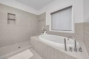1628 W 24th St, Houston, TX 77008 - Photo 29