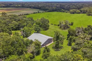 250 County Rd 498, Sweeny, TX 77480 - Photo 5