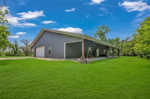 250 County Rd 498, Sweeny, TX 77480 - Photo 7