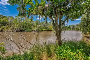 250 County Rd 498, Sweeny, TX 77480 - Photo 1