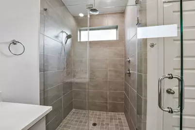 4210 Helmside Lane, Houston, TX 77053 - Photo 21