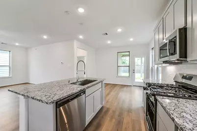 4210 Helmside Lane, Houston, TX 77053 - Photo 11