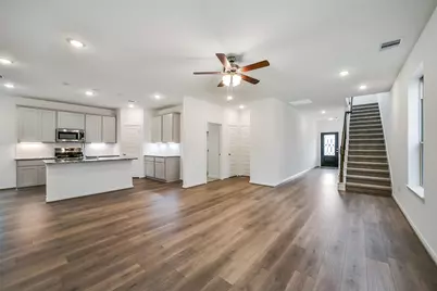 4210 Helmside Lane, Houston, TX 77053 - Photo 7