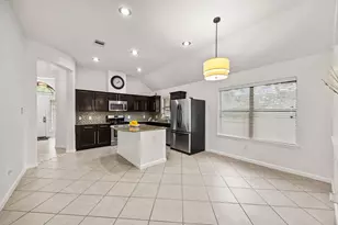 2118 Midnight Ln, Houston, TX 77047 - Photo 7