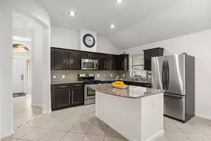 2118 Midnight Ln, Houston, TX 77047 - Photo 7