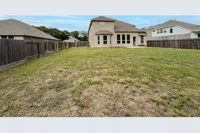 662 W Linnwood Drive, Woodbranch, TX 77357 - Photo 31