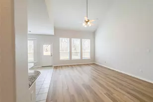 662 W Linnwood Dr, Woodbranch, TX 77357 - Photo 11