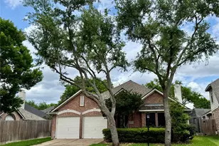 2711 Kimbleton Ct, Houston, TX 77082 - Photo 1