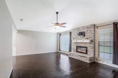 8903 Wilson Reid Drive, Houston, TX 77040 - Photo 7