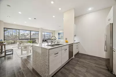 49 Briar Hollow Lane #103, Houston, TX 77027 - Photo 15