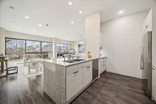 49 Briar Hollow Ln, Houston, TX 77027 - Photo 15