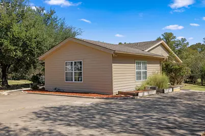 3287 Bradley Lane, Brenham, TX 77833 - Photo 5