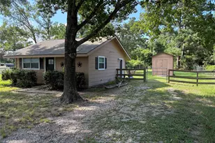 1935 S Cherry St, Tomball, TX 77375 - Photo 5