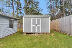 14236 E Ravine Run, Willis, TX 77318 - Photo 7