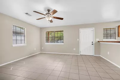 14236 E Ravine Run, Willis, TX 77318 - Photo 11