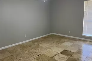 2402 Fawnwood Ln, Spring, TX 77386 - Photo 9