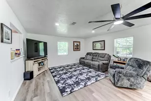 140 Co Rd 2005, Liberty, TX 77575 - Photo 13