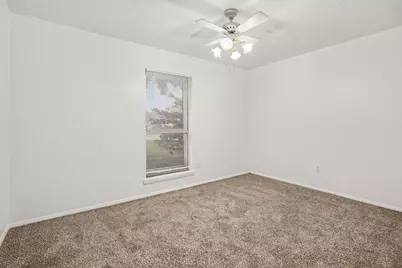 9901 Dover Hill Road, La Porte, TX 77571 - Photo 13