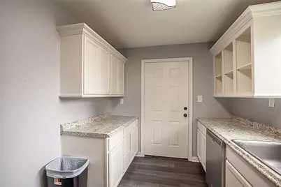 1704 Crockett Street, Orange, TX 77630 - Photo 19