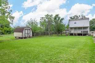 1704 Crockett St, Orange, TX 77630 - Photo 9