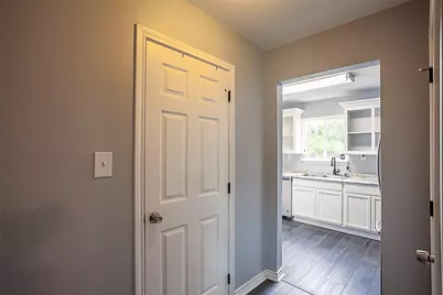 1704 Crockett Street, Orange, TX 77630 - Photo 15