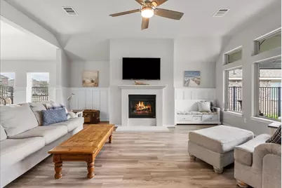 2417 Arbor Edge Crossing, Texas City, TX 77568 - Photo 5