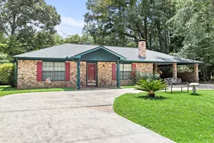 806 E Wildwood Dr, Village Mills, TX 77663 - Photo 3