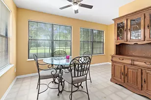 806 E Wildwood Dr, Village Mills, TX 77663 - Photo 17