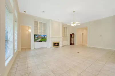 15511 Pinenut Bay Court, Houston, TX 77059 - Photo 29