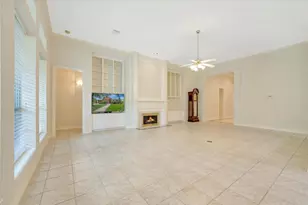 15511 Pinenut Bay Ct, Houston, TX 77059 - Photo 29