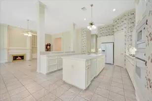 15511 Pinenut Bay Ct, Houston, TX 77059 - Photo 19