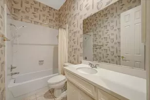 15511 Pinenut Bay Ct, Houston, TX 77059 - Photo 35