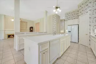 15511 Pinenut Bay Ct, Houston, TX 77059 - Photo 23