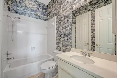 15511 Pinenut Bay Court, Houston, TX 77059 - Photo 31