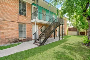 5534 Arapahoe St, Houston, TX 77020 - Photo 3