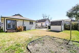 2119 Carter St, Houston, TX 77008 - Photo 21