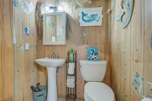 83 Dolphin Ln, Freeport, TX 77541 - Photo 39