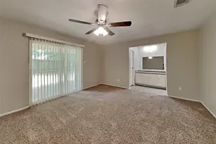 11 Fiddleleaf Ct, The Woodlands, TX 77381 - Photo 9