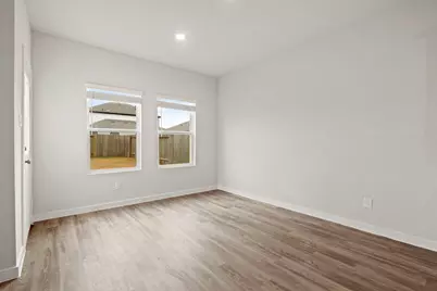 11019 Youngquist Drive, Mont Belvieu, TX 77535 - Photo 11